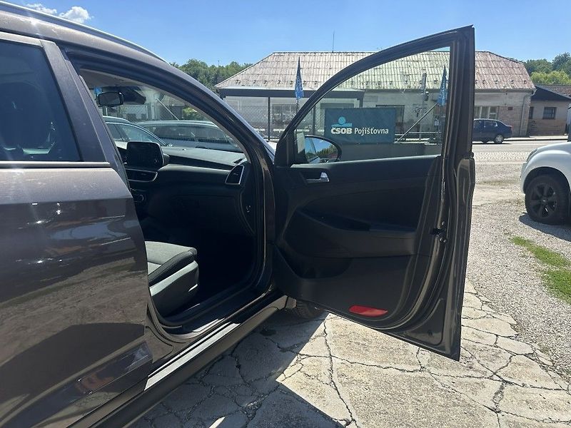 Hyundai Tucson 1.6  130kW - fotka 29 z 30