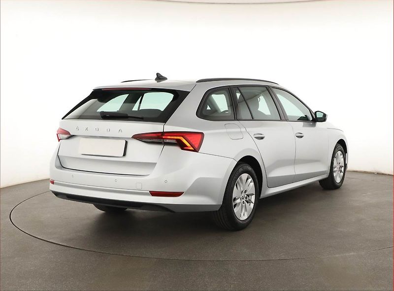 Škoda Octavia (2023) Ambition 2.0 TDI - fotka 5 z 19