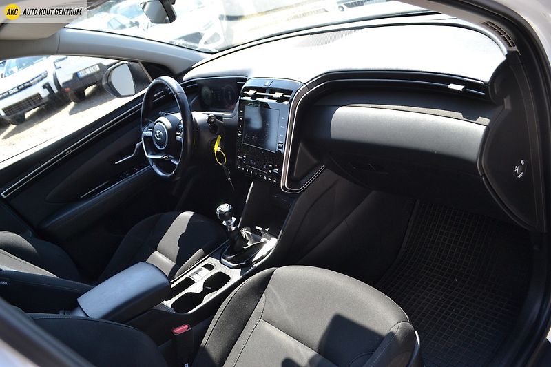 Hyundai Tucson 1.6CRDi SMART - fotka 13 z 55