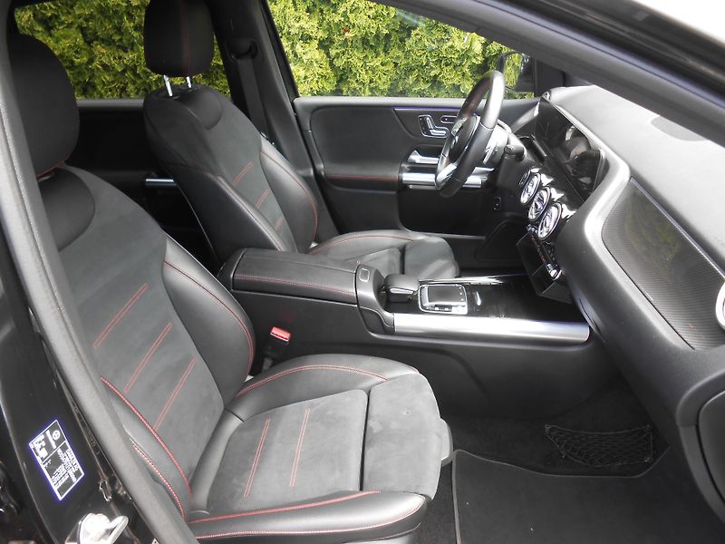 Mercedes-Benz Třídy B 2.0D AUTOMAT,AMG Paket,66TKm!! - fotka 18 z 42