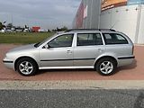 Škoda Octavia 1.9 TDi Tour - náhled 8