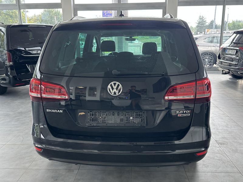 Volkswagen Sharan (2017) 2,0TDi DSG 4x4 7.MÍST NAVI - fotka 6 z 16