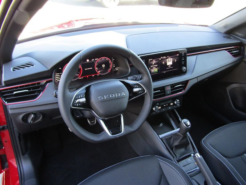 Škoda Kamiq (2026) Monte Carlo 1.0 TSI 85 kW - fotka 5 z 29