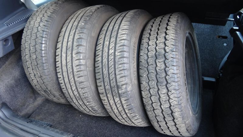 Renault Clio Clio 1.2 i 16V climatizace - fotka 4 z 9
