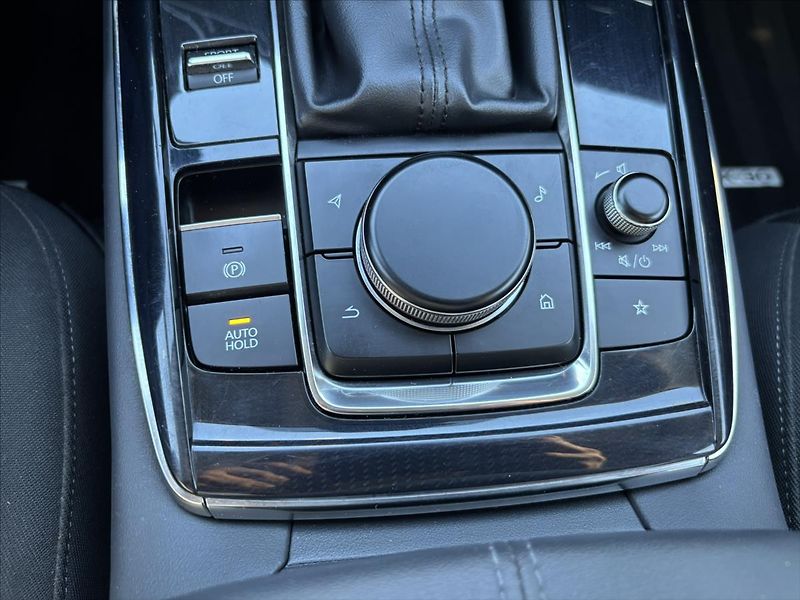 Mazda CX-30 2,0 i 137kW AT GT Plus CARPLAY - fotka 34 z 47