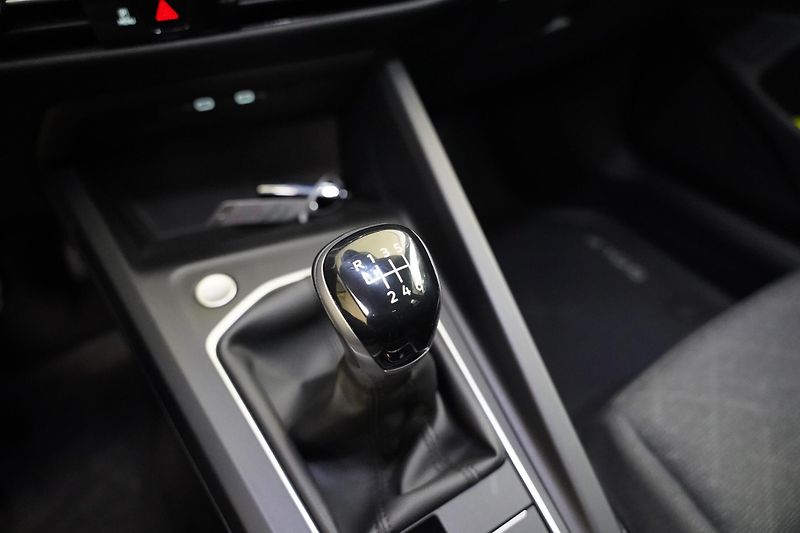 Volkswagen Golf - fotka 6 z 11