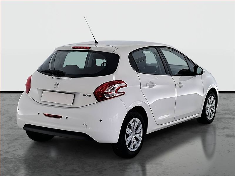 Peugeot 208 (2015) Active 1.4 HDI, Tempomat - fotka 5 z 16