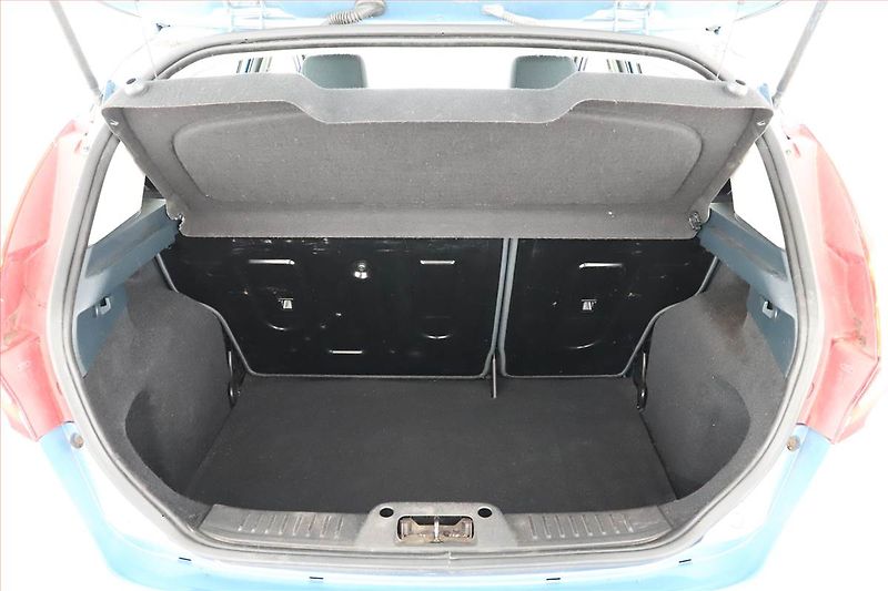 Ford Fiesta (2009) 1.4 TDCi, po STK, oblíbený vůz - fotka 10 z 12