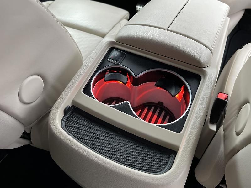 Mercedes-Benz Třídy V 300 d 4MATIC AVANTGARDE AMG - fotka 27 z 28