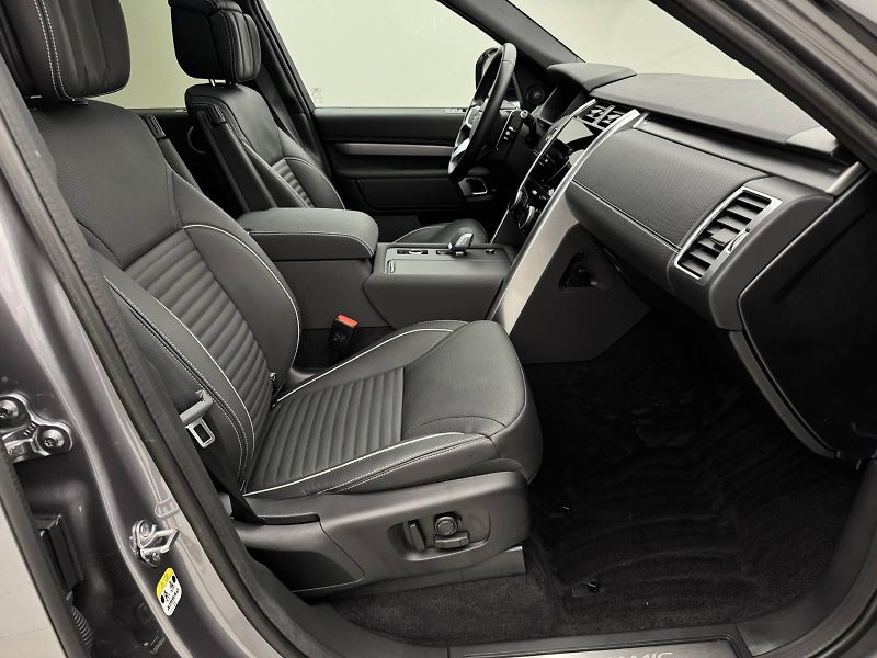 Land Rover Discovery (2023) 3.0 Dynamic SE, tažné, odpočet - fotka 20 z 48