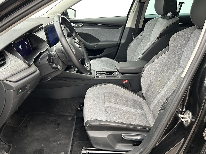 Škoda Octavia 1.5 TSI Top selection - fotka 6 z 35