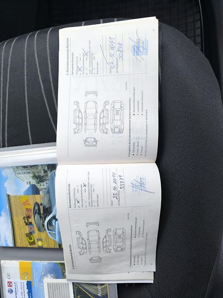 Opel Corsa (2007) 1.4 1.MAJITEL,SERVISNI KÍŽKA - fotka 26 z 33