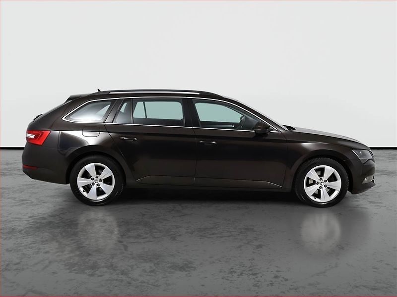 Škoda Superb (2016) Style 2.0 TDI, Automat - fotka 6 z 18