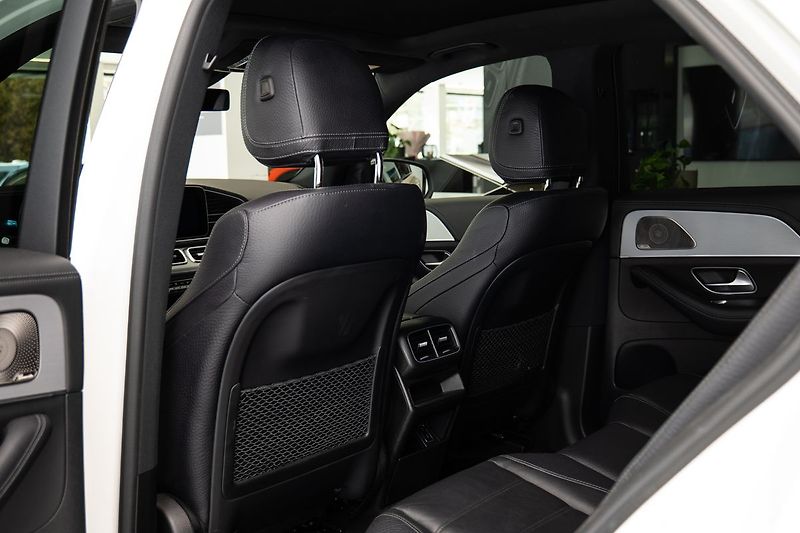Mercedes-Benz GLE 400d 4MATIC Burmester/Vzduch/3 - fotka 10 z 22
