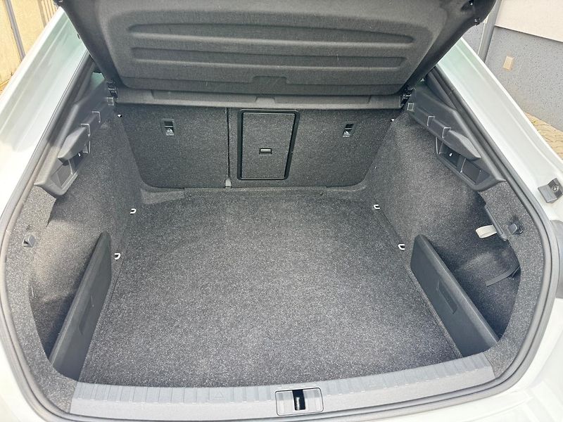 Škoda Octavia (2024) RS 2,0 TDI 147 KW AUT 4X4 - fotka 8 z 26