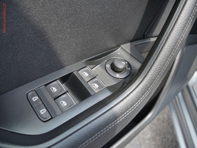 Škoda Superb (2019) 2.0 TDI 4x4, 2.maj,ČR, L&K - fotka 16 z 24
