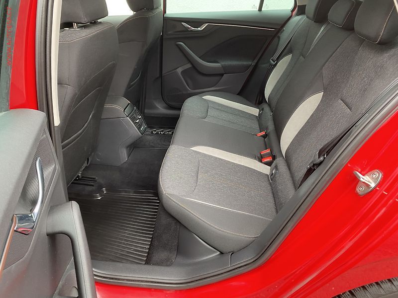Škoda Scala (2023) 1.5 TSi, ČR, Style, LED - fotka 10 z 17