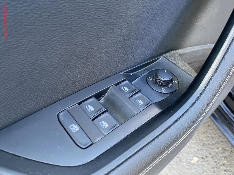 Škoda Superb (2022) 2.0TDI 4X4, 1.maj,ČR, Style - fotka 13 z 19