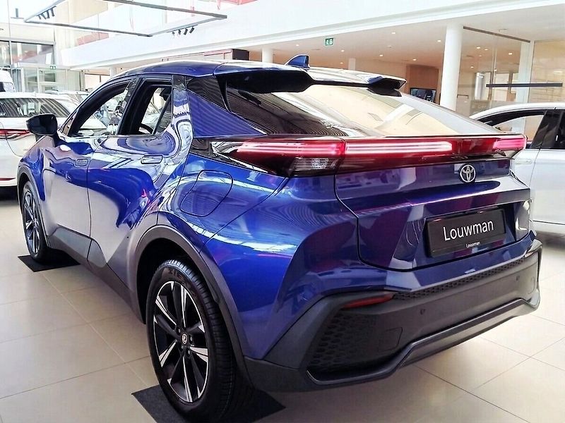 Toyota C-HR Style 1,8 Hybrid + Zimní kompl - fotka 4 z 7