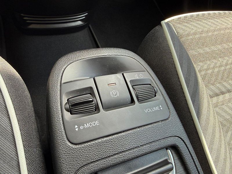 Fiat 500e (2021) Action - fotka 16 z 25