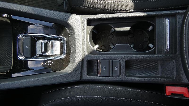Škoda Octavia Combi 2,0 TDI Style DSG 110 kW - fotka 19 z 25