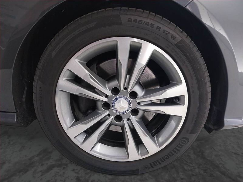 Mercedes-Benz Třídy E (2014) E 250, Automat, Kůže, Navi - fotka 15 z 20