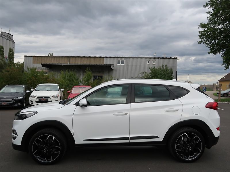 Hyundai Tucson 1,7 CRDi,85kW,1majČR,navi,tažn - fotka 5 z 27