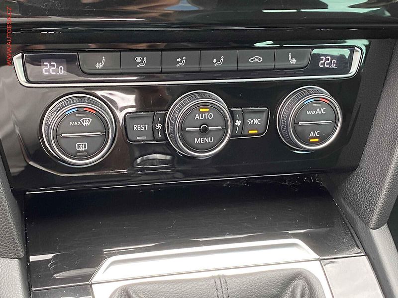 Volkswagen Passat (2016) 2.0 TDi, LED, panorama - fotka 15 z 17