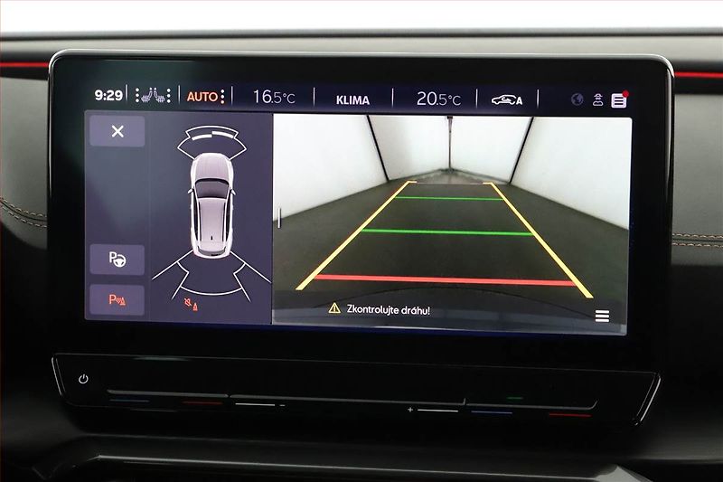 Cupra Formentor (2023) 2.0 TSI 4Drive - fotka 15 z 20