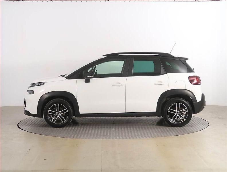 Citroën C3 Aircross (2021) Shine 1.2 PureTech, Serv.kniha - fotka 3 z 18