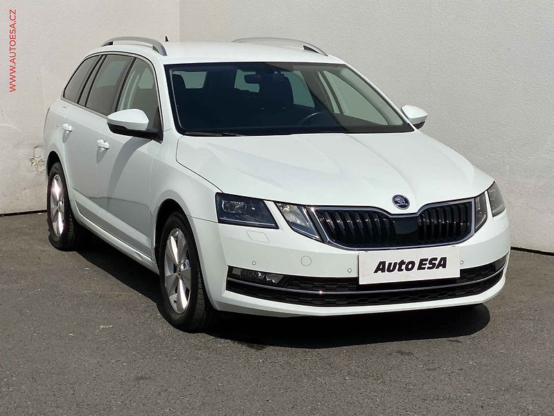 Škoda Octavia (2018) 1.6 TDi, Style, LED, navi - fotografie inzerátu