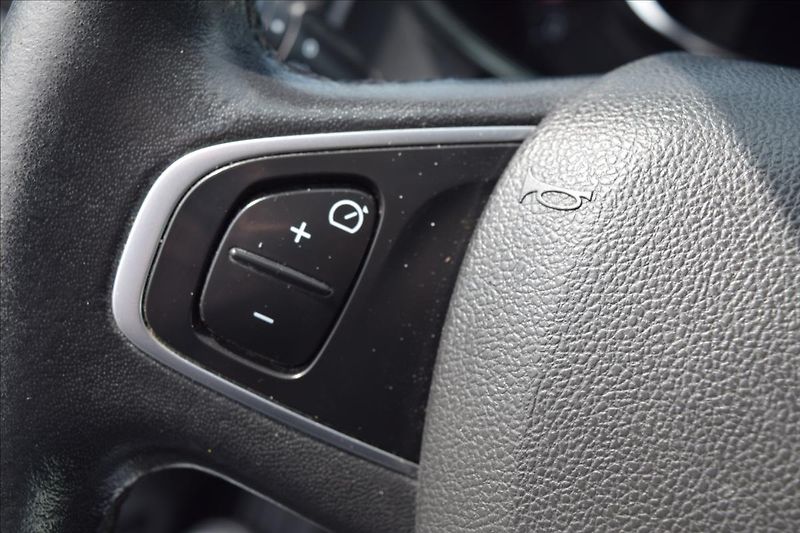 Renault Clio 1,2 i 54KW KLIMA ALU - fotka 36 z 47