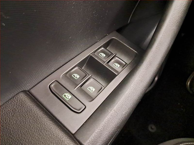 Škoda Rapid (2019) Style 1.0 TSI, ČR,1.maj - fotka 17 z 19