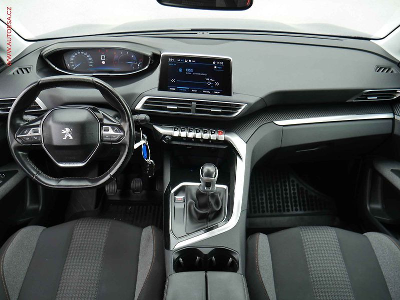 Peugeot 3008 (2017) 1.6HDi, servis.kniha - fotka 8 z 20