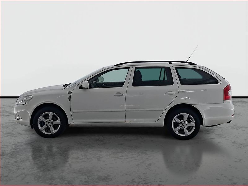 Škoda Octavia (2012) 2.0 TDI, 4X4, Xenony - fotka 3 z 15