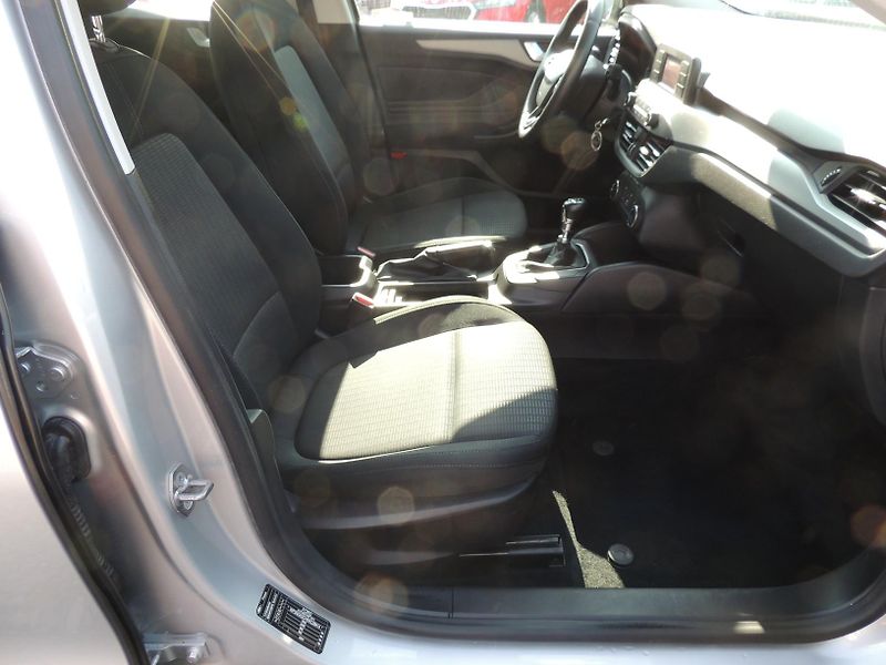 Ford Focus (2019) 1.0i,92kw,Trend,ČR,1maj. - fotka 31 z 50