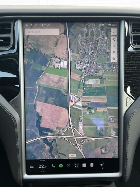 Tesla Model S 75D 386kW MCU2 SOH 91%  - fotka 13 z 27