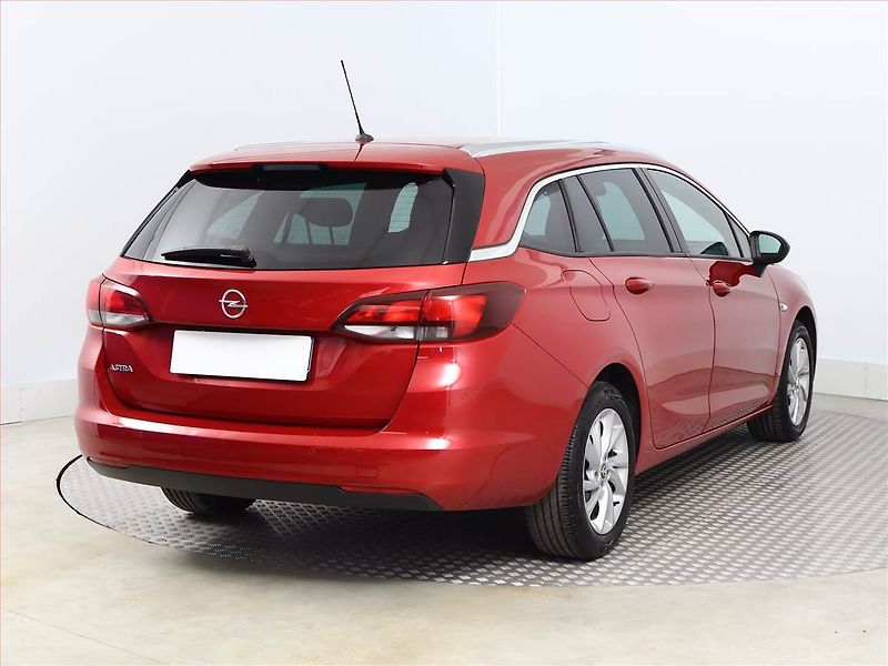 Opel Astra (2022) 1.2 Turbo, Serv.kniha - fotka 5 z 15