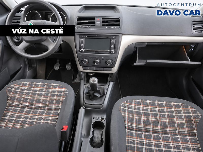 Škoda Yeti 1,4 TSI 90kW Klima 1.Maj. - fotka 3 z 10