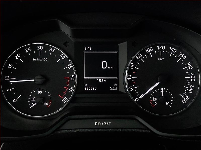 Škoda Octavia (2015) 2.0 TDI 4x4, 4X4, Xenony - fotka 11 z 19