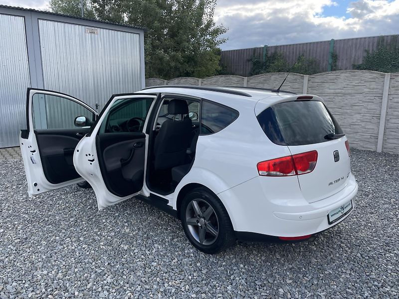 Seat Altea 1.6TDi 105PS XXL ECOMOTIVE TOP - fotka 119 z 189