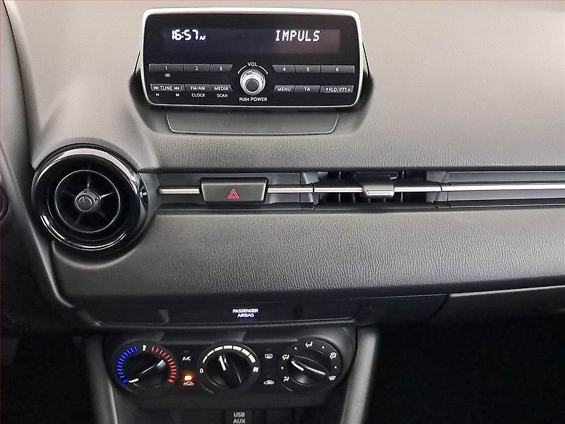 Mazda CX-3 (2019) 2.0 Skyactiv-G, Serv.kniha - fotka 12 z 16