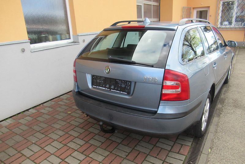 Škoda Octavia 1.9 TDI 4x4 TAŽNÉ  - fotka 8 z 19