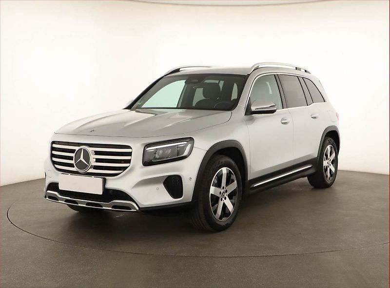 Mercedes-Benz GLB (2024) 200 d 4MATIC - fotka 2 z 20
