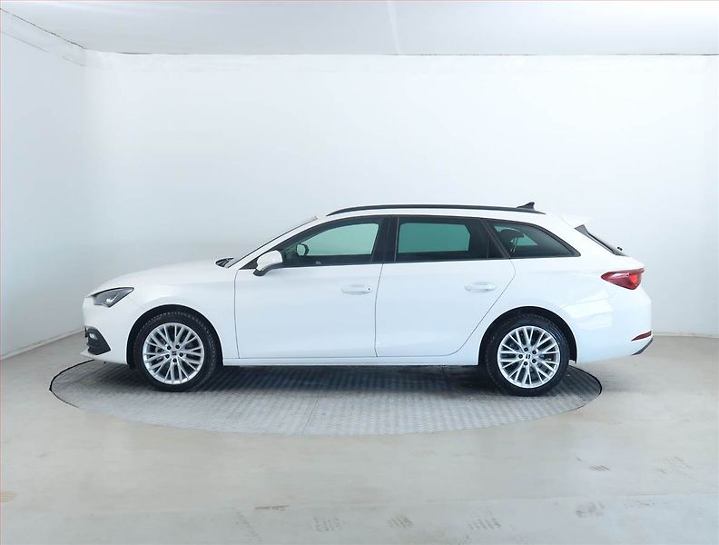 Seat Leon (2025) 1.5 TSI - fotka 3 z 19