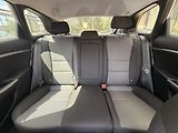 Hyundai i30 (2015) 1.6-NÍZKÁ SPOTŘEBA-AUT-SENZORY - náhled 18
