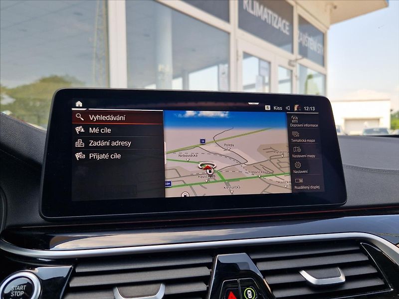 BMW Řada 5 3,0 530d TOURING KOMPLETVÝBAVA - fotka 32 z 46