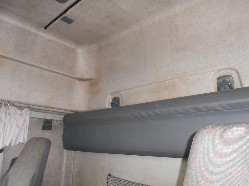 Renault (2000) Premium 420 DCI  - fotka 8 z 9