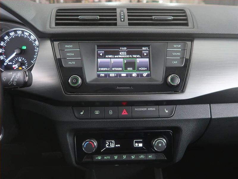 Škoda Fabia (2015) Style 1.2 TSI, Automat - fotka 12 z 21