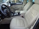 Volkswagen Touareg 3,0 TDI - náhled 11